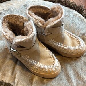 Blondo Waterproof Boots